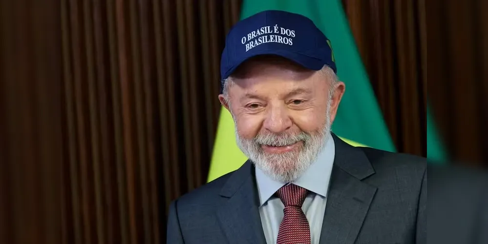 No artigo deste domingo, Lula defendeu a atuação do Supremo, que condenou Bolsonaro