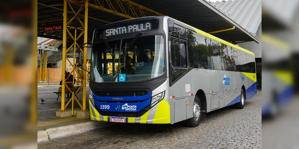Novo ônibus da linha Santa Paula, no Terminal Central