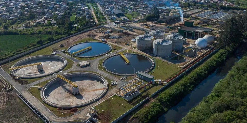 Estação de Tratamento de Esgoto (ETE) Atuba Sul, no bairro Cajuru, em Curitiba - Secador de lodo