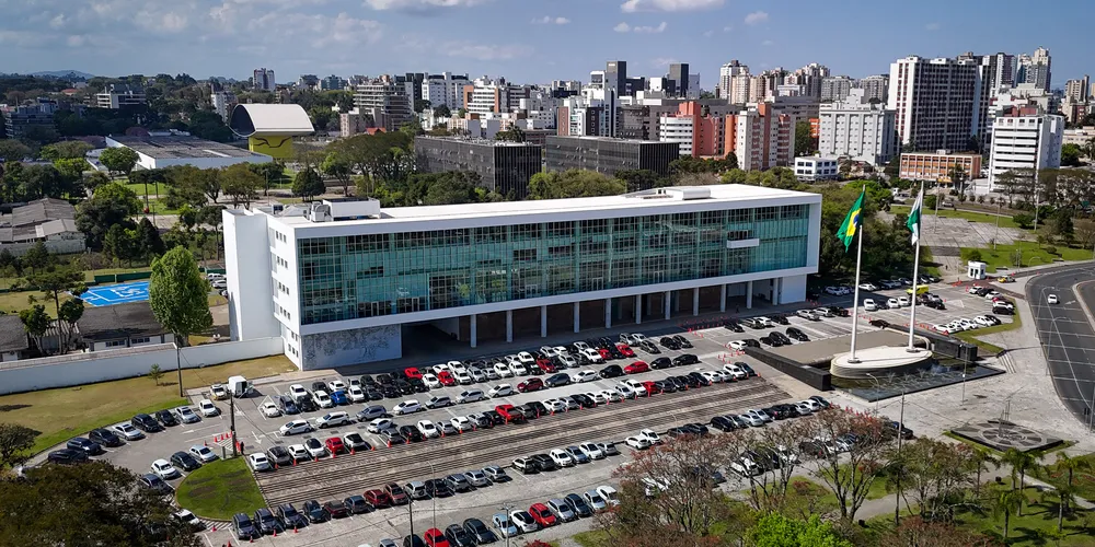 Imagem do Palácio Iguaçu, sede do Governo Estadual

Foto: Geraldo Bubniak/AEN