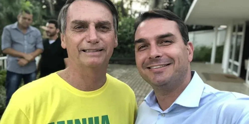 Flávio saiu em apoio ao pai após condenação de Bolsonaro