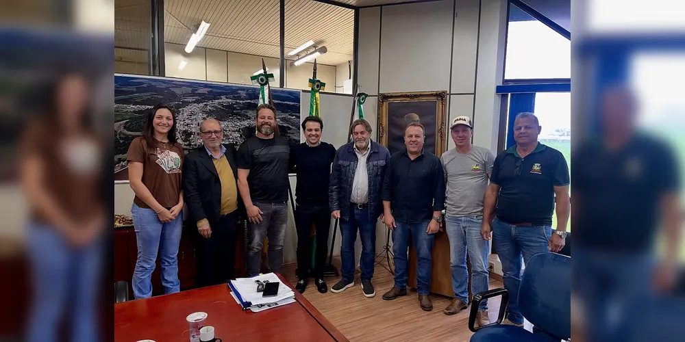 O encontro aconteceu no prédio da Prefeitura Municipal de Teixeira Soares