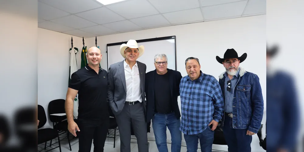 Diego Zanetti, Marco Brasil, Altamir Sanson, Hussein Bakri e José Ailton Vasco estiveram reunidos