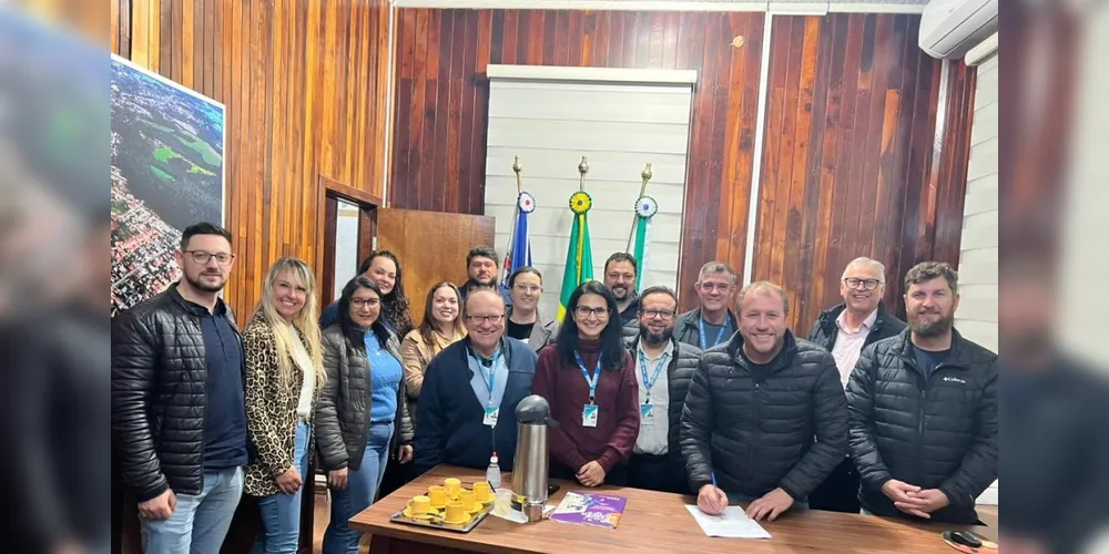 O contrato foi assinado nessa quinta-feira (09), em reunião entre representantes da Caixa e o prefeito Laercio Cipriano (PP)