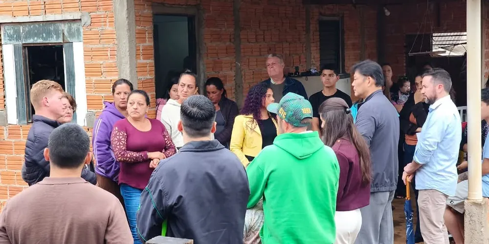 Representantes percorreram a área, conversaram com os moradores e coletaram informações