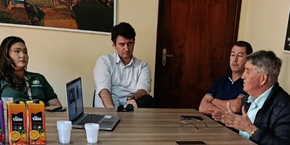O prefeito Zelio Bittencourt participou do encontro
