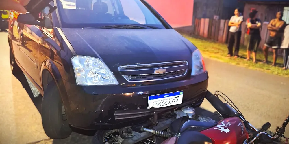 Não houve vítimas, apenas danos materiais nos veículos