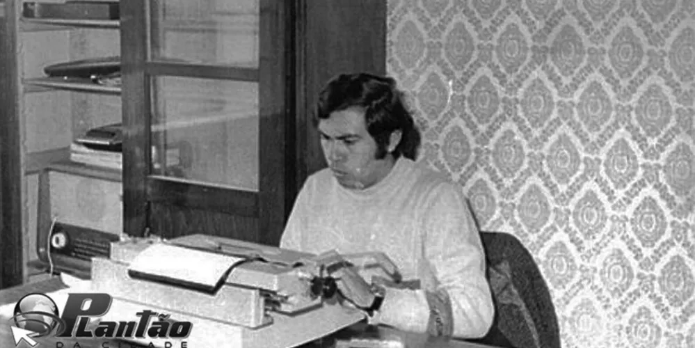 Nelson Ribeiro compartilhou fotos em memória a Alvaro Andrade.