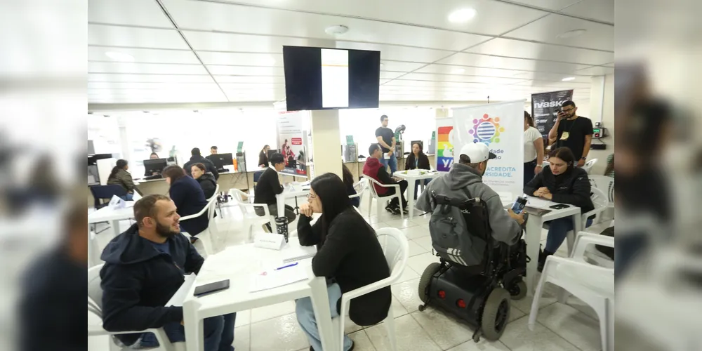 O evento, que ocorre das 8h30 às 12h, na Câmara de Vereadores, oferecerá 179 vagas