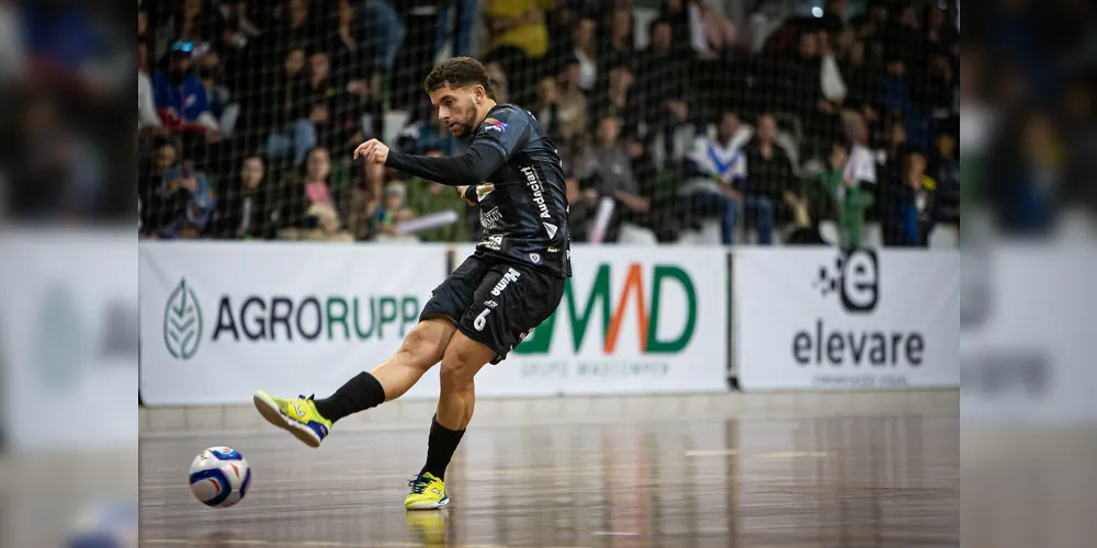Contorno perdeu o jogo de ida por 4 a 3