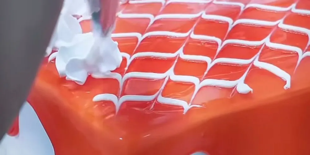 Bolo de 30 metros será recheado com vales prêmios