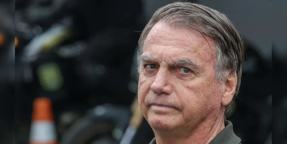Jair Bolsonaro tem duas lesões compatíveis com câncer de pele