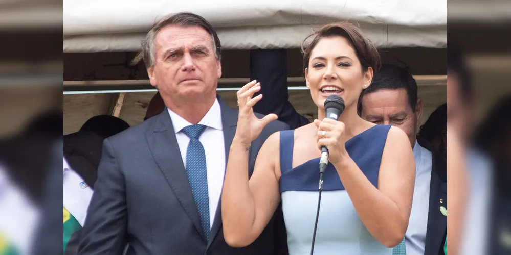 Em julho, Bolsonaro chegou a confirmar a esposa como pré-candidata ao Senado Federal