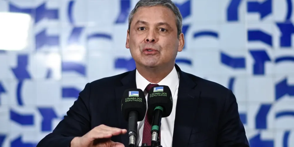 Hugo Motta (Republicanos-PB) finalizou a reunião entre líderes sem conseguir um acordo.