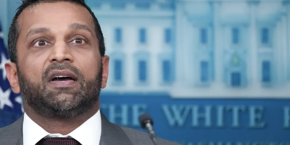 Diretor do FBI, Kash Patel diz ter interrogado e liberado o suspeito de ser o atirador que matou o ativista e aliado do presidente Donald Trump