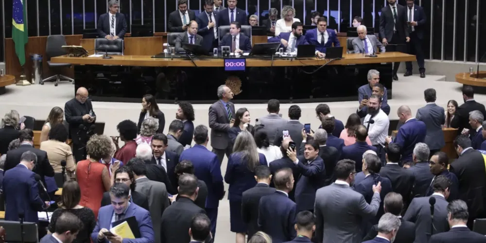 Foram 311 votos favoráveis, 163 contrários e sete abstenções na votação de urgência do projeto para a PL da Anistia