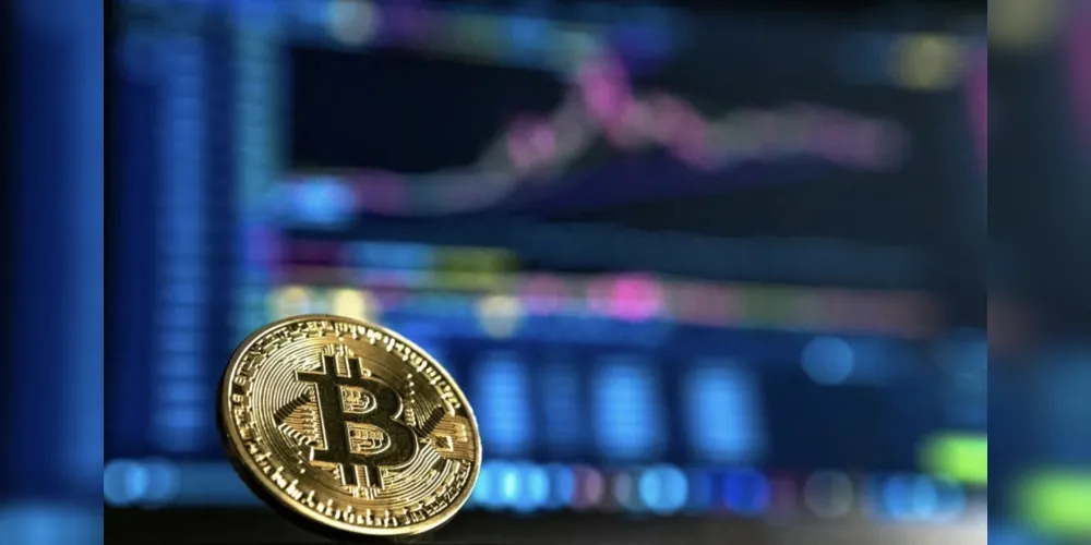 Nos últimos dias, a moeda virtual ultrapassou a barreira dos US$ 120 mil, registrando forte valorização entre o fim de setembro e o início de outubro