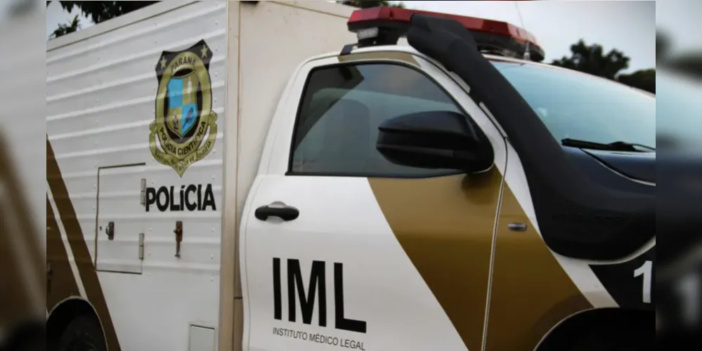 De acordo com as informações iniciais, o motorista do caminhão não teria percebido que o colega estava atrás do veículo