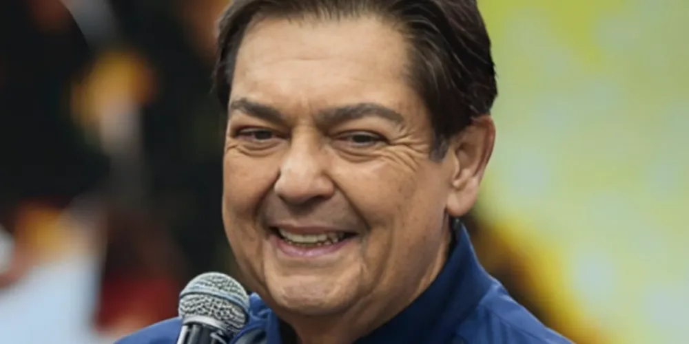 Fausto Silva recebeu alta na manhã desta quinta-feira (28)