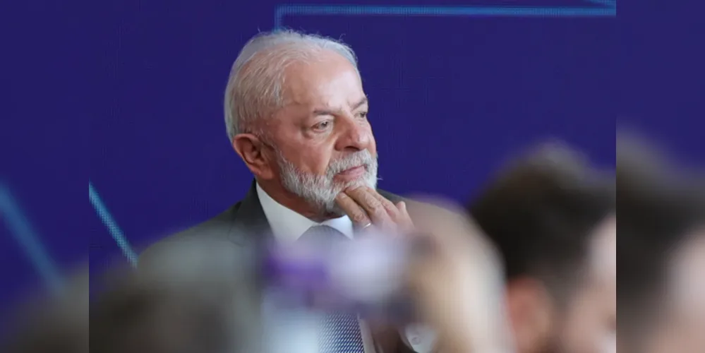 O chefe do Planalto classificou o escritor como “um dos maiores nomes de nossa literatura e nosso jornalismo”.