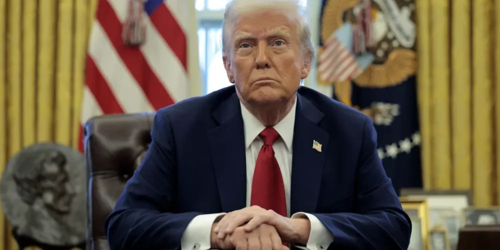 Trump pressiona alteração nos processos das eleições.