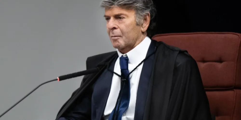 O magistrado dedicou toda a sessão desta quarta-feira (10) à leitura de sua manifestação