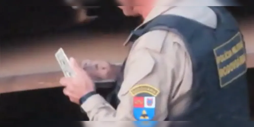 Imagens mostram o 'modus operandi' dos policiais suspeitos