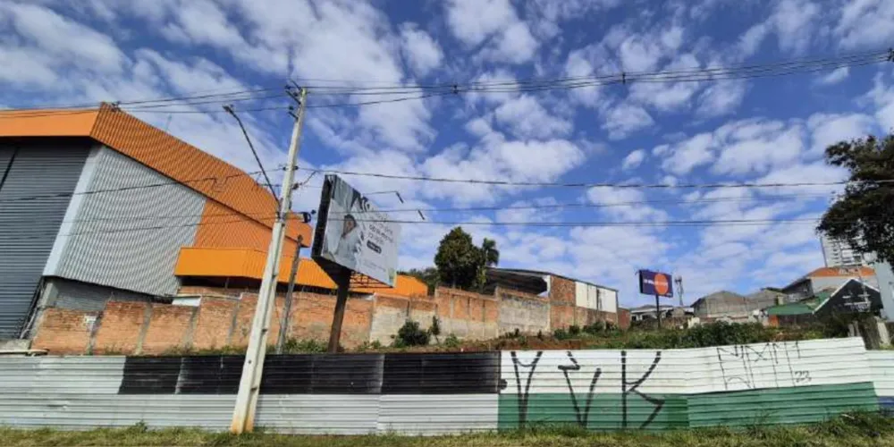 Edifício será construído em um terreno já pertencente à construtora, ao lado do Colégio Master