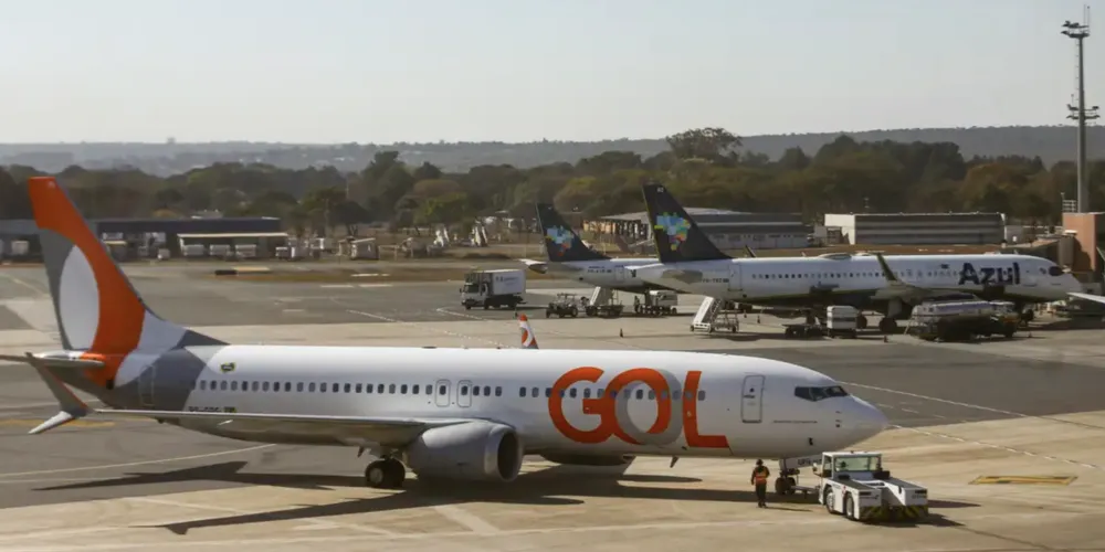 A Gol informou acionistas e mercado sobre a solicitação da rescisão destes acordos com a Azul na noite dessa quinta-feira (25)