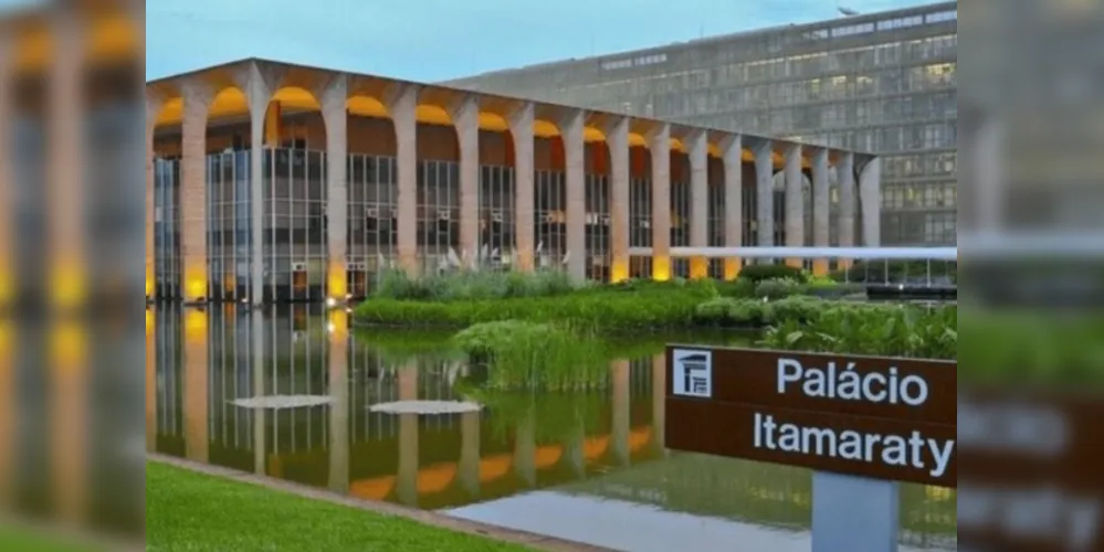 Em nota, o Itamaraty afirmou que as instituições democráticas “deram sua resposta ao golpismo”