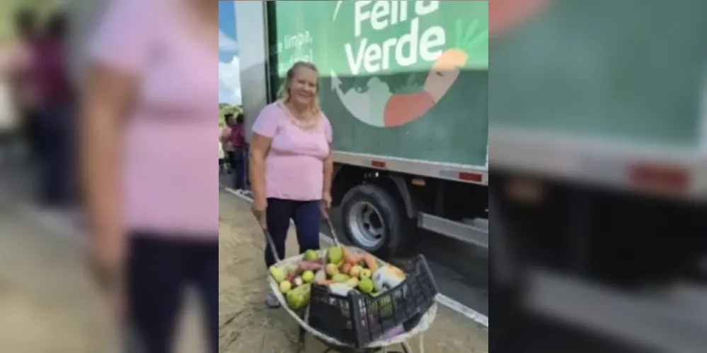 População pode trocar recicláveis por frutas e verduras no Feira Verde