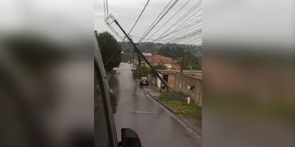 O Paraná registrou também diversas descargas elétricas