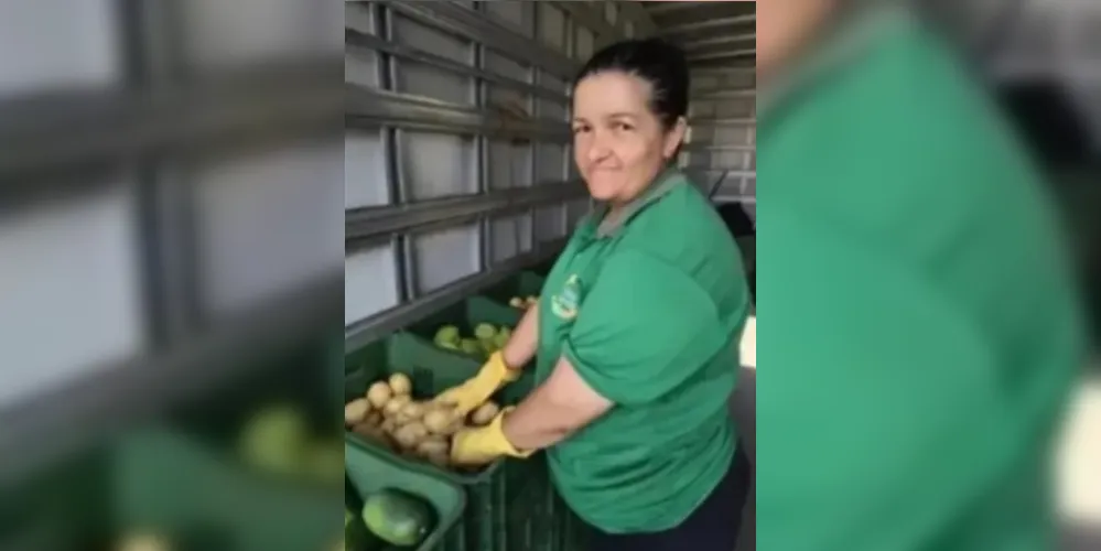 Três equipes vão percorrer os bairros para trocar recicláveis por frutas, verduras e legume