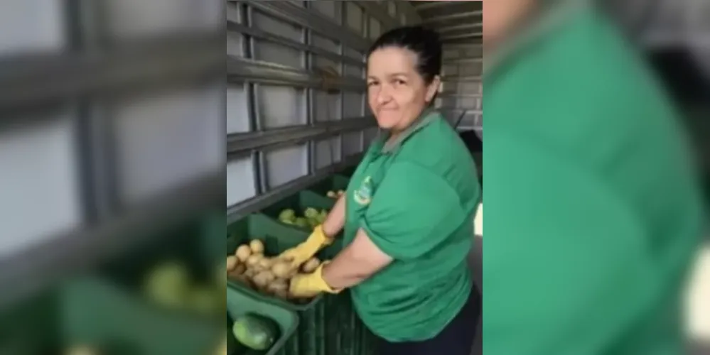 Três equipes vão percorrer os bairros para trocar recicláveis por frutas, verduras e legumes