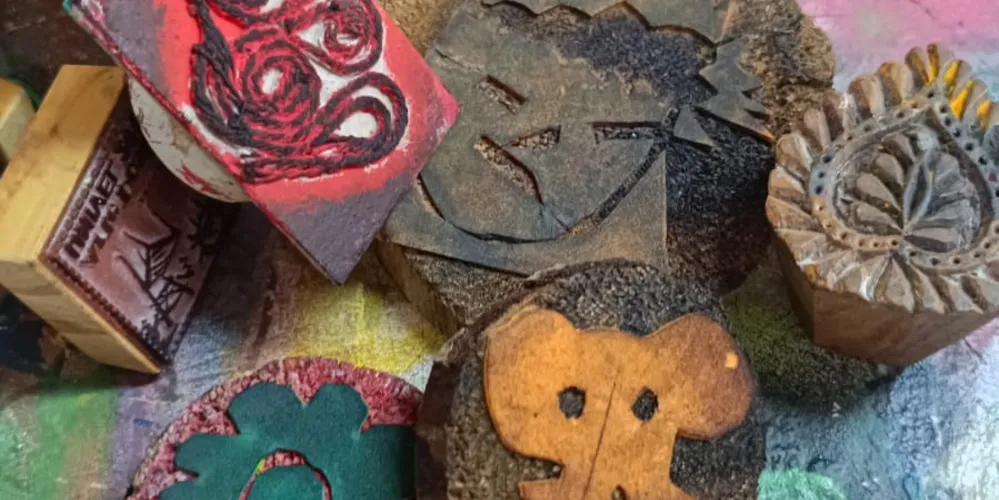 Carimbos permitem diferentes formas de expressão e representações