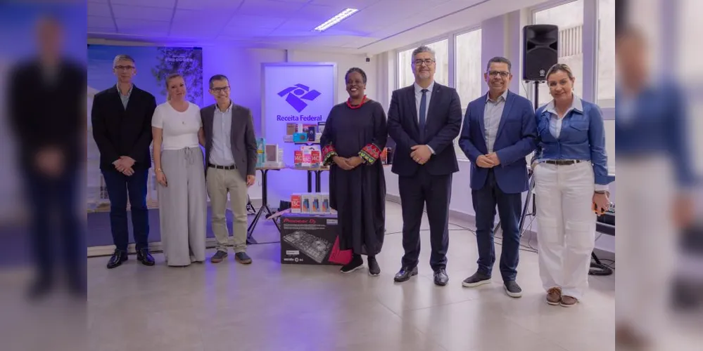 Doação ocorreu em evento na UEPG