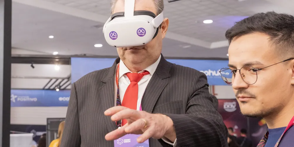 A UEPG atua como elo direto entre a Universidade, o mundo do empreendedorismo e a sociedade