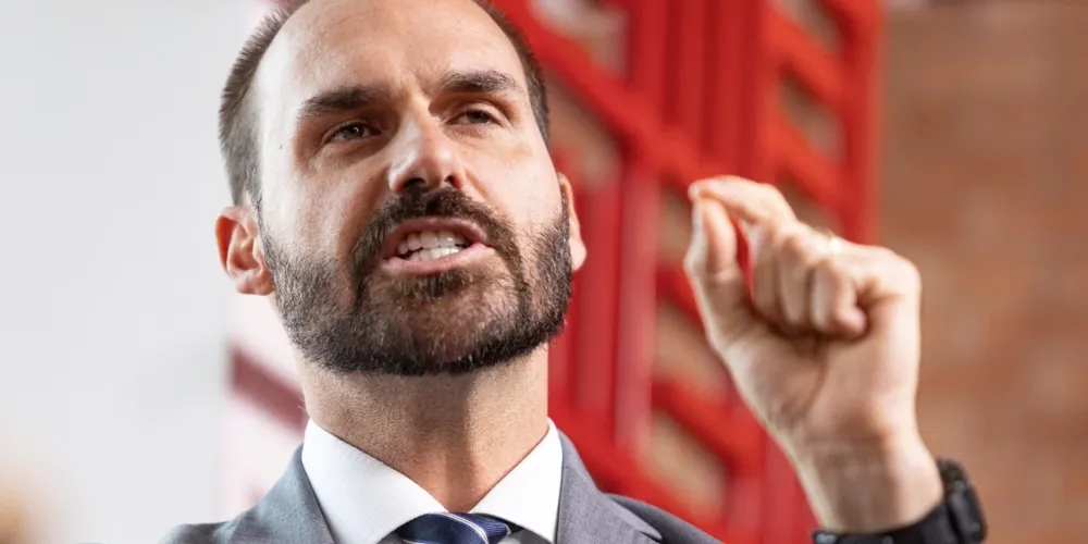 Deputado federal Eduardo Bolsonaro (PL-SP) tem 15 dias para apresentar resposta à denúncia