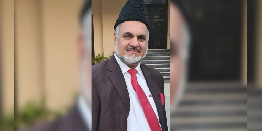 Palestra "O verdadeiro ensinamento do Islã e a Chegada do Messias Prometido" é ministrada pelo Imã Wasim Ahmad Zafar