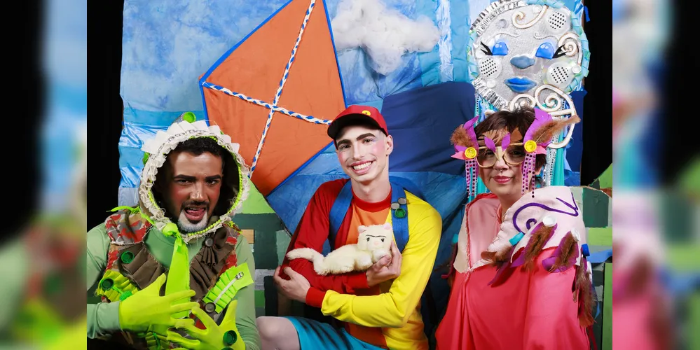 O elenco é formado pelos atores Vinicius Alexandre, Diego Enrique e Guerra Figueiredo