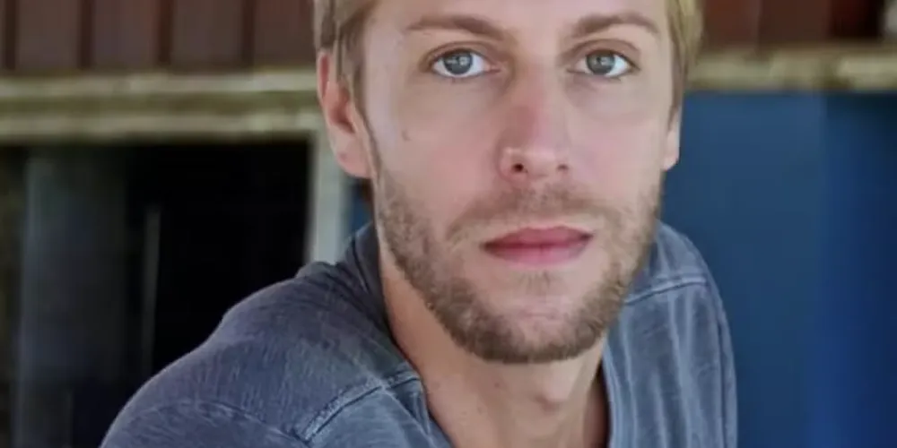 Fernando Fecchio integrou o elenco do seriado Descolados, exibido pela MTV