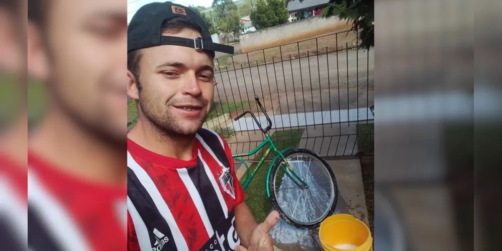 A vítima foi identificada como Roger Wagnitz Velho, de 24 anos