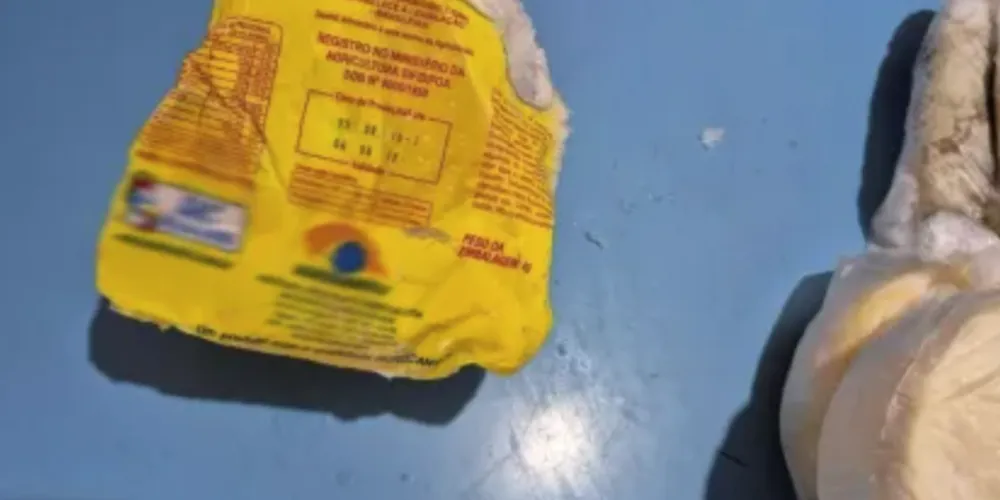 A ação ocorreu durante cumprimento de mandado de busca e apreensão na casa de um comerciante, anexa ao mercado de sua propriedade