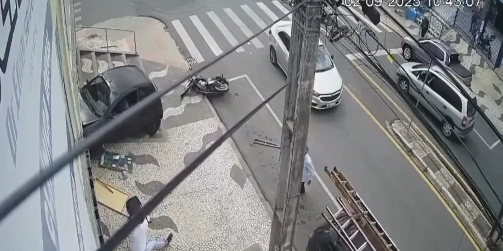 Câmera registrou o momento da ação