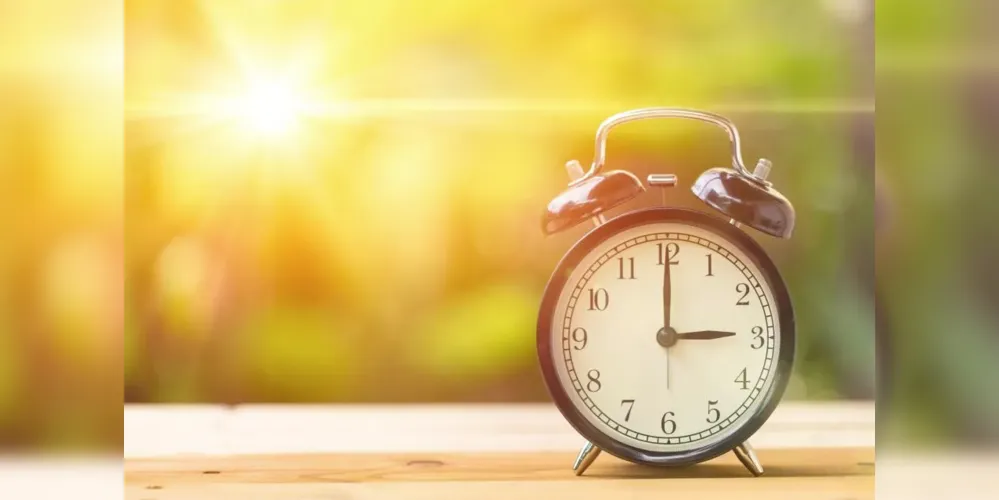 Suspensa desde 2019, a prática consistia em adiantar os relógios em uma hora