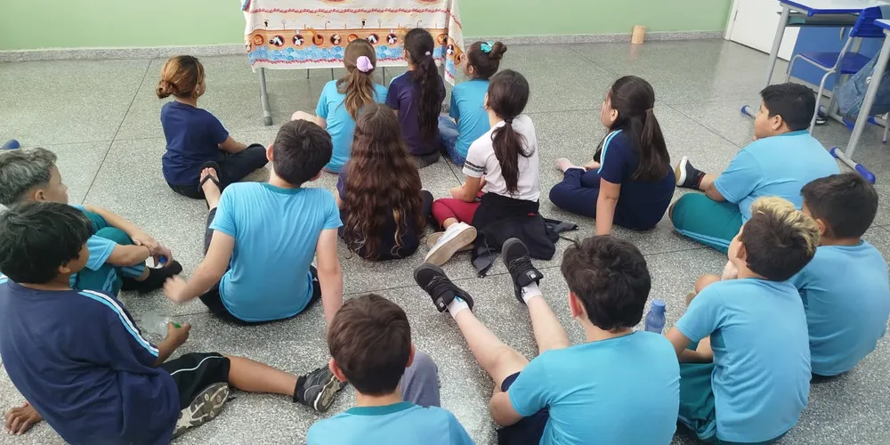 Confira as entrevistas realizadas pelos jornalistas mirins em casa