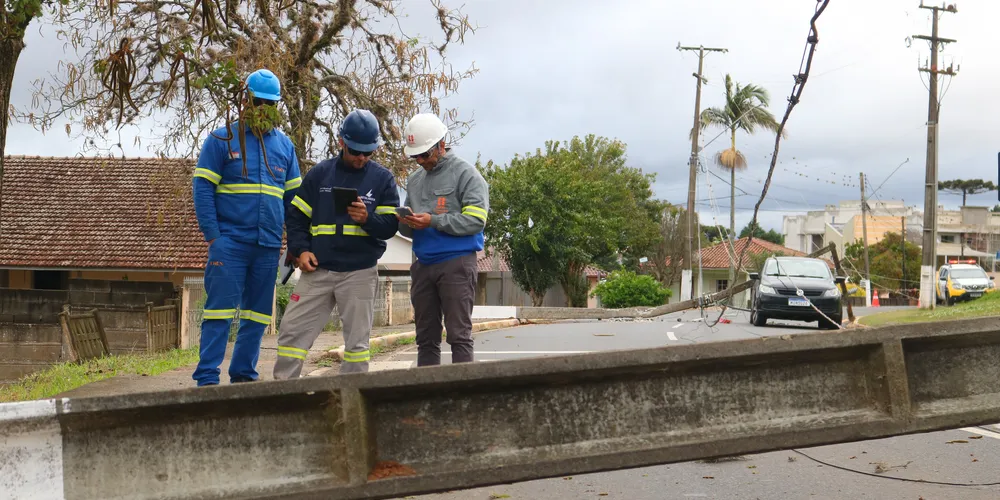 Trabalhadores da Copel prestam apoio