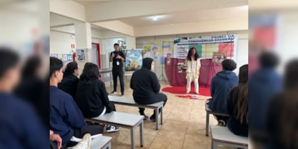 A peça ‘Querem acabar comigo’ mistura música, dança e teatro para conscientizar sobre o racismo