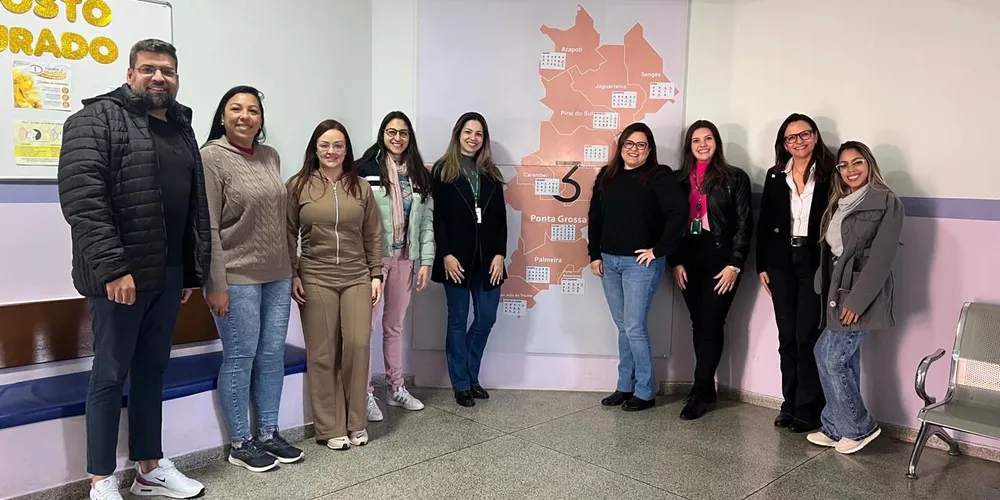 Estiveram presentes integrantes da equipe da Atenção Ambulatorial Especializada (AAE)