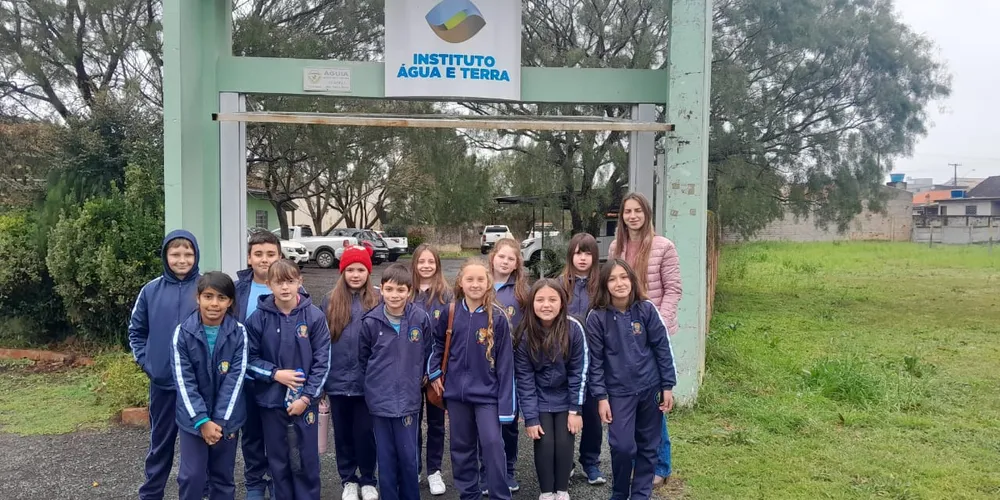 Saída a campo contribuiu para que alunos pudessem esclarecer importantes dúvidas